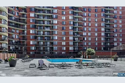 2140 Harmon Cove Tower 2140 #2140, Secaucus, NJ 07094 - Photo 26