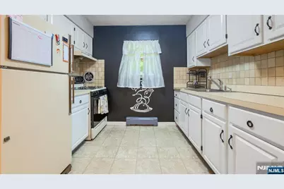 37 Espy Road 6B #6B, Caldwell, NJ 07006 - Photo 10