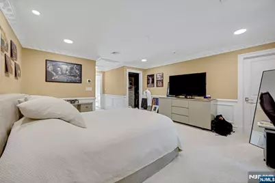 186 Hoover Drive, Cresskill, NJ 07626 - Photo 34