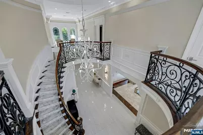 186 Hoover Drive, Cresskill, NJ 07626 - Photo 22