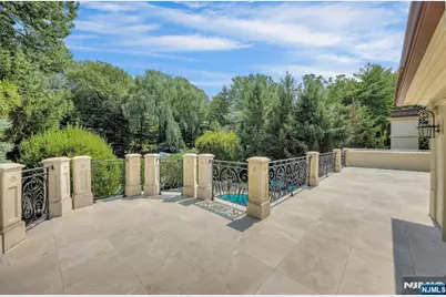 186 Hoover Drive, Cresskill, NJ 07626 - Photo 28