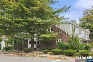 1003 Cumbermeade Rd, Fort Lee, NJ 07024 - Photo 2