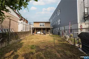 86 Farnham Ave, Garfield, NJ 07026 - Photo 24