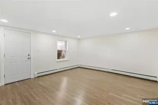 86 Farnham Ave, Garfield, NJ 07026 - Photo 18