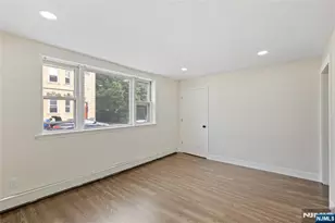 86 Farnham Ave, Garfield, NJ 07026 - Photo 8