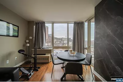 612 Hudson 612 #612, Edgewater, NJ 07020 - Photo 6