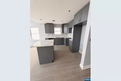 195 12th Avenue, Newark, NJ 07107 - Photo 2