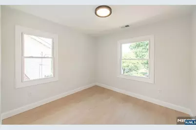 40 Brighton Avenue, Bloomfield, NJ 07003 - Photo 14