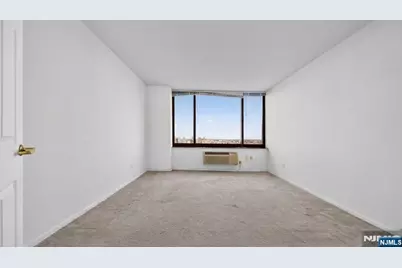 100 Old Palisade Road 2803 #2803, Fort Lee, NJ 07024 - Photo 14