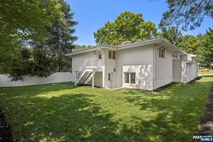 14 Chestnut Ave, Closter, NJ 07624 - Photo 4