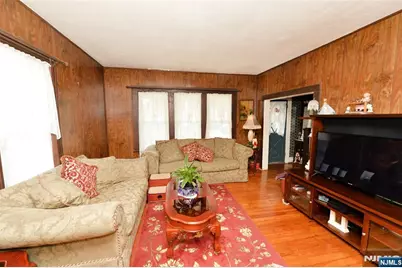 10 Ackerman Avenue, Emerson, NJ 07630 - Photo 6
