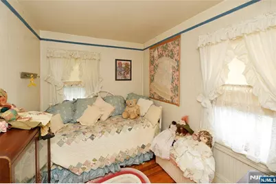 10 Ackerman Avenue, Emerson, NJ 07630 - Photo 16