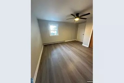 229-233 Park 10 #10, East Rutherford, NJ 07073 - Photo 4