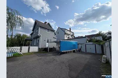 39 Pangborn Place, Hackensack, NJ 07601 - Photo 26