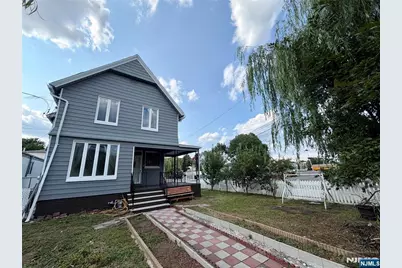 39 Pangborn Place, Hackensack, NJ 07601 - Photo 2
