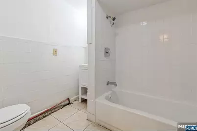 66 Belmont Avenue, Paterson, NJ 07522 - Photo 10