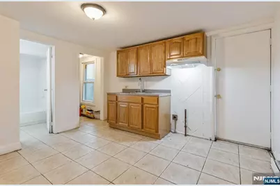 66 Belmont Avenue, Paterson, NJ 07522 - Photo 8