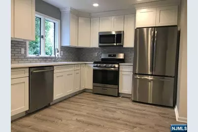 417 Westview Place A #A, Fort Lee, NJ 07024 - Photo 2