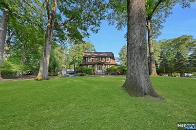 31 4 Th Street, Park Ridge, NJ 07656 - Photo 1