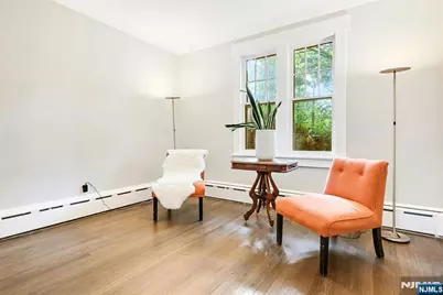 31 4 Th Street, Park Ridge, NJ 07656 - Photo 6
