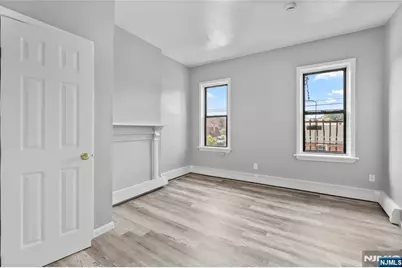 9 Monroe Street, Passaic, NJ 07055 - Photo 6