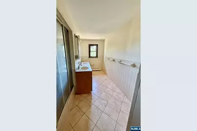 80 Lawrence Avenue 2 #2, Lodi, NJ 07644 - Photo 8