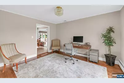 8 Cedar Lane, Roseland, NJ 07068 - Photo 16