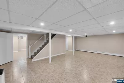 8 Cedar Lane, Roseland, NJ 07068 - Photo 32
