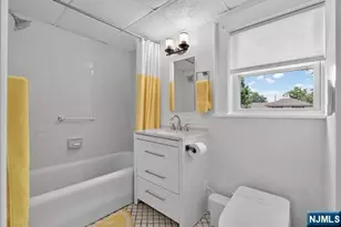 38 Shadyside Ave, Dumont, NJ 07628 - Photo 22