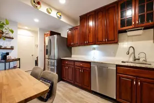 209 Wind Hollow Ct, Mahwah, NJ 07430 - Photo 8