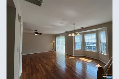 50 Pine Street C400J #C400J, Montclair, NJ 07042 - Photo 4