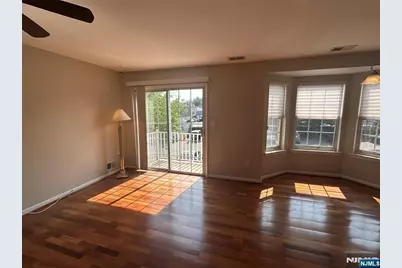 50 Pine Street C400J #C400J, Montclair, NJ 07042 - Photo 10