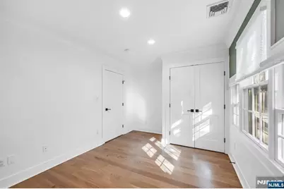 63 Park Avenue, Wyckoff Township, NJ 07481 - Photo 28