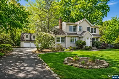 63 Park Avenue, Wyckoff Township, NJ 07481 - Photo 4