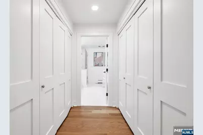63 Park Avenue, Wyckoff Township, NJ 07481 - Photo 20