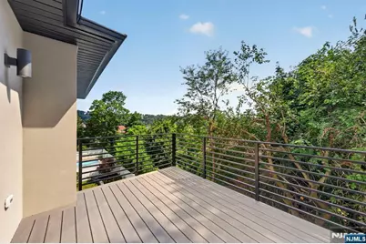 122 Edsall Avenue, Palisades Park, NJ 07650 - Photo 24