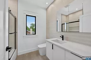 122 Edsall Ave, Palisades Park, NJ 07650 - Photo 14