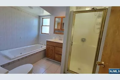 426 Grace Avenue 1st Floor #1st floor, Garfield, NJ 07026 - Photo 6