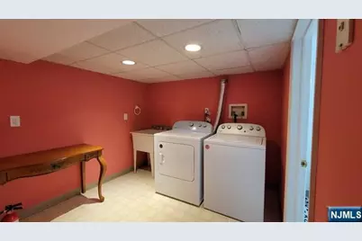 426 Grace Avenue 1st Floor #1st floor, Garfield, NJ 07026 - Photo 14