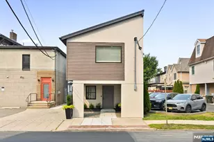 30 Franklin Pl 1, Rutherford, NJ 07070 - Photo 1