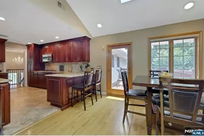 33 Hurlbut Street, Westwood, NJ 07675 - Photo 12
