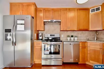 233 12th Street 2A #2A, Palisades Park, NJ 07650 - Photo 2