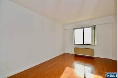 233 12th Street 2A #2A, Palisades Park, NJ 07650 - Photo 8