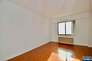 233 12th Street 2A, Palisades Park, NJ 07650 - Photo 8
