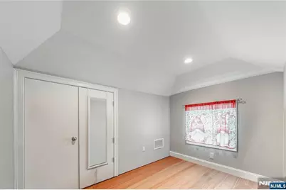 300-302 Ridge Street, Newark, NJ 07104 - Photo 18