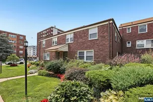 2199 Center Ave B, Fort Lee, NJ 07024 - Photo 2