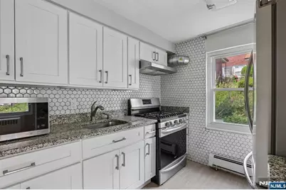 2199 Center Avenue B #B, Fort Lee, NJ 07024 - Photo 12