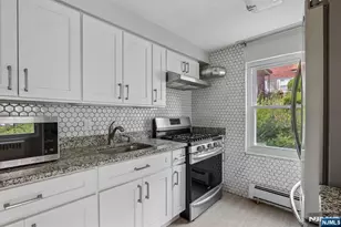 2199 Center Ave B, Fort Lee, NJ 07024 - Photo 12