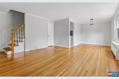 2199 Center Avenue B #B, Fort Lee, NJ 07024 - Photo 8