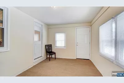 25 Woodland Avenue, West Orange Township, NJ 07052 - Photo 12